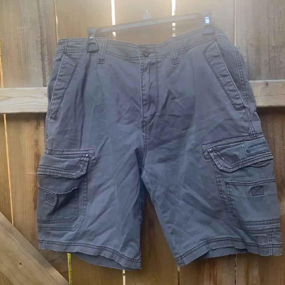 Unionbay cargo shorts sz. 34